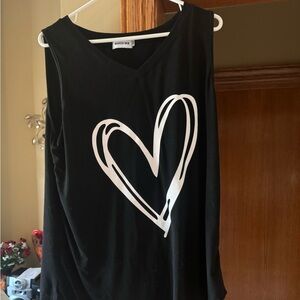 - magicMK Black ladies tank top with heart design EUC size 2 xl
